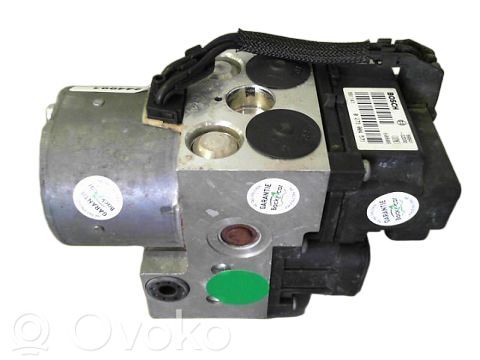 Toyota Corolla E120 E130 Bomba de ABS 