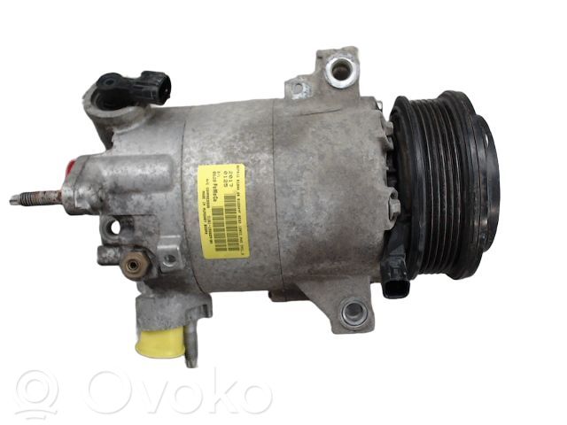 Ford Fiesta Compresor (pompă) aer condiționat (A/C) 