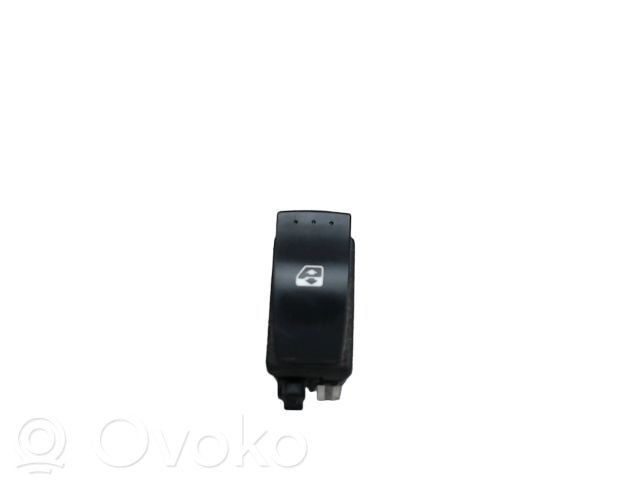 Renault Clio III Electric window control switch 