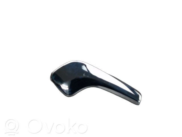 Opel Corsa D Klamka wewnętrzna drzwi przednich 