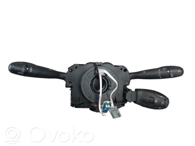 Commodo, commande essuie-glace/phare   98069813XT,2103356,23356,6242GF,6242VW,6242X3,70477115,9660144677,9660146077,9664042377,9664046277,9666012477,96660124XT,98069813XT