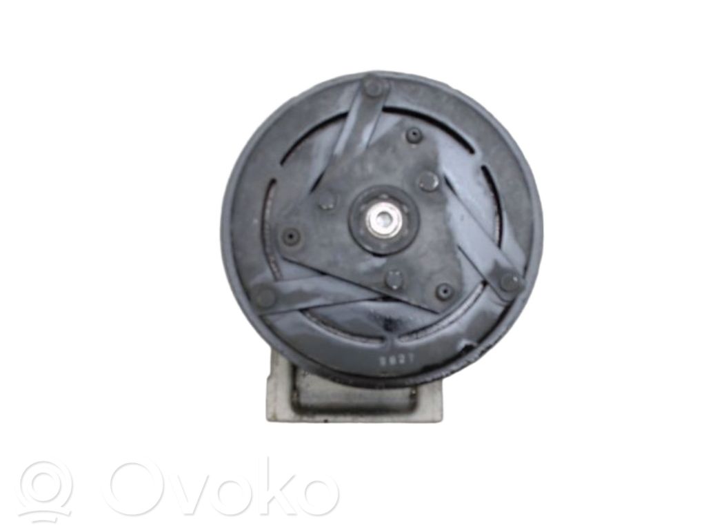 Renault Clio IV Compressore aria condizionata (A/C) (pompa)