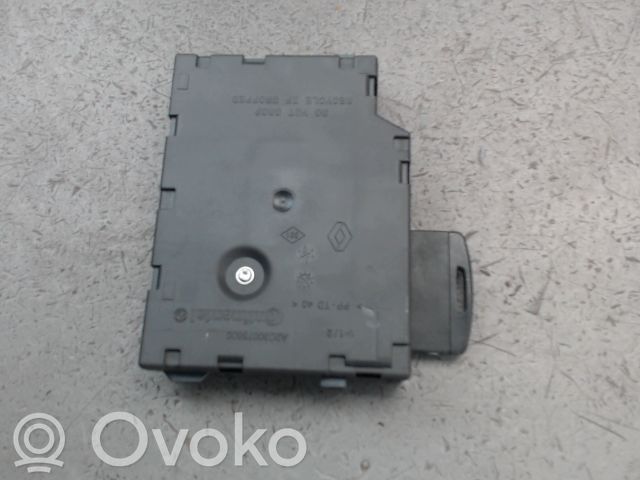 Renault Clio IV Car reader cheie contact 