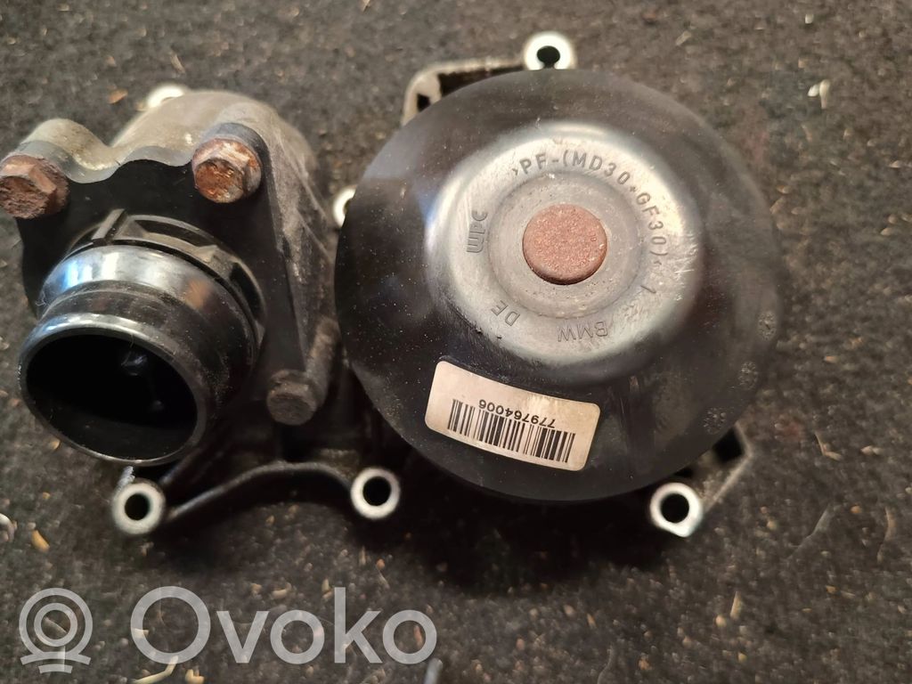 BMW 1 E81 E87 Water pump 