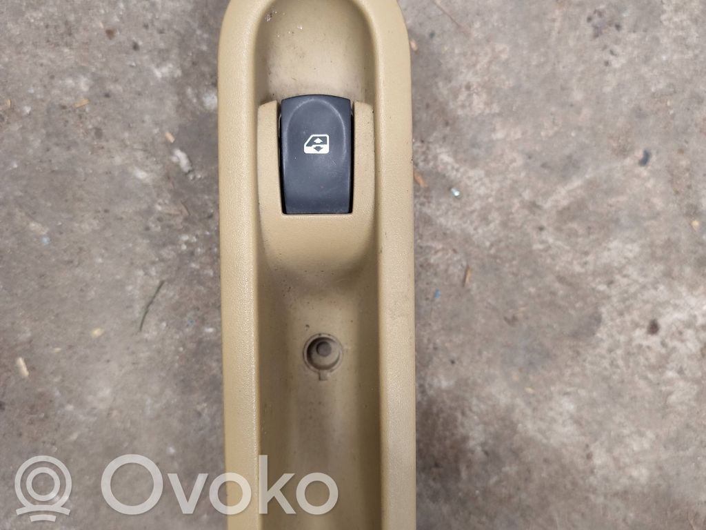Renault Modus Electric window control switch 