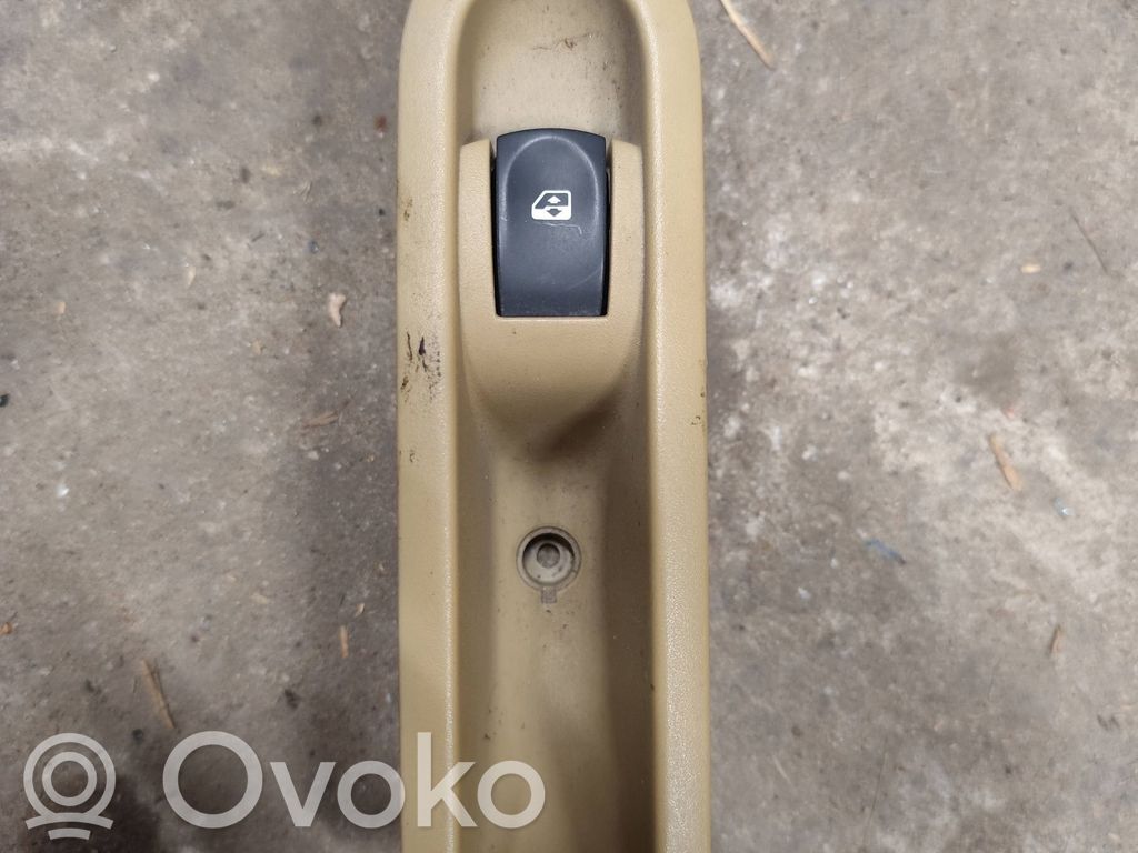 Renault Modus Electric window control switch 