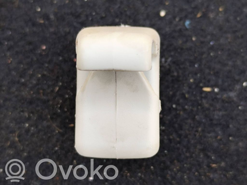 Sun visor clip/hook/bracket