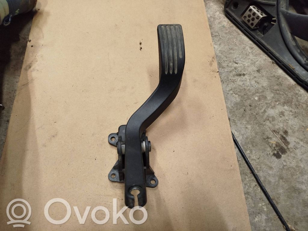 Ford Focus Akceleratoriaus pedalas 