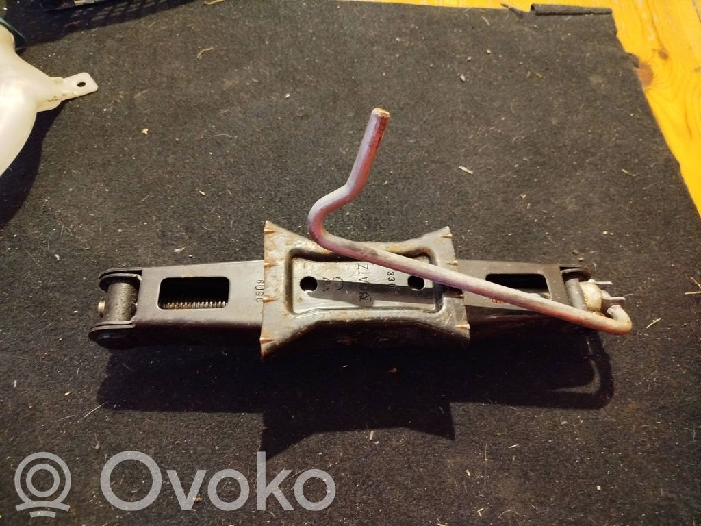 Nissan Note (E11) Lift Jack 