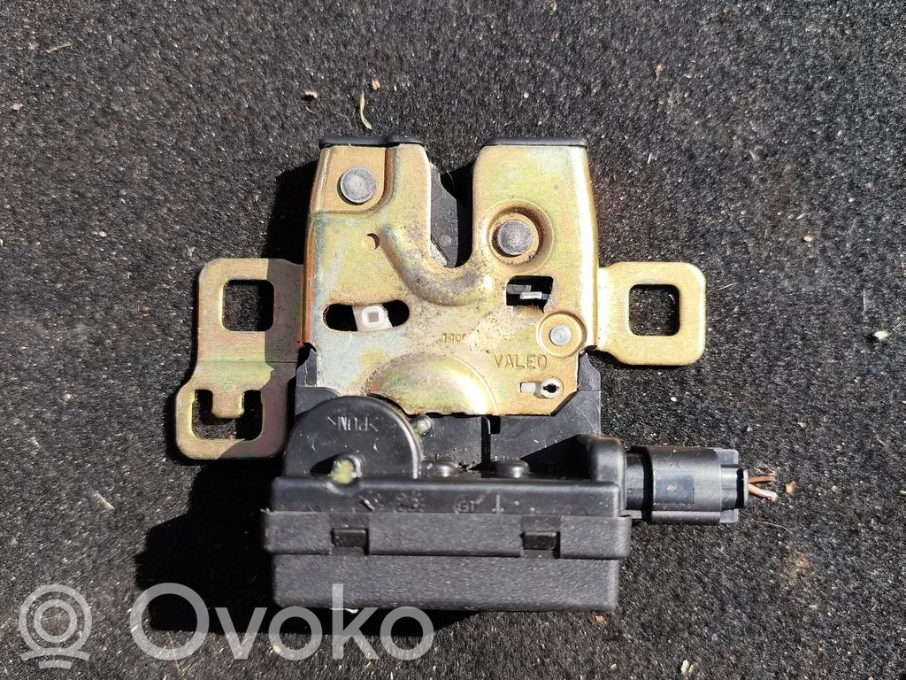 Mini One - Cooper R50 - 53 Tailgate/trunk/boot lock/catch/latch 