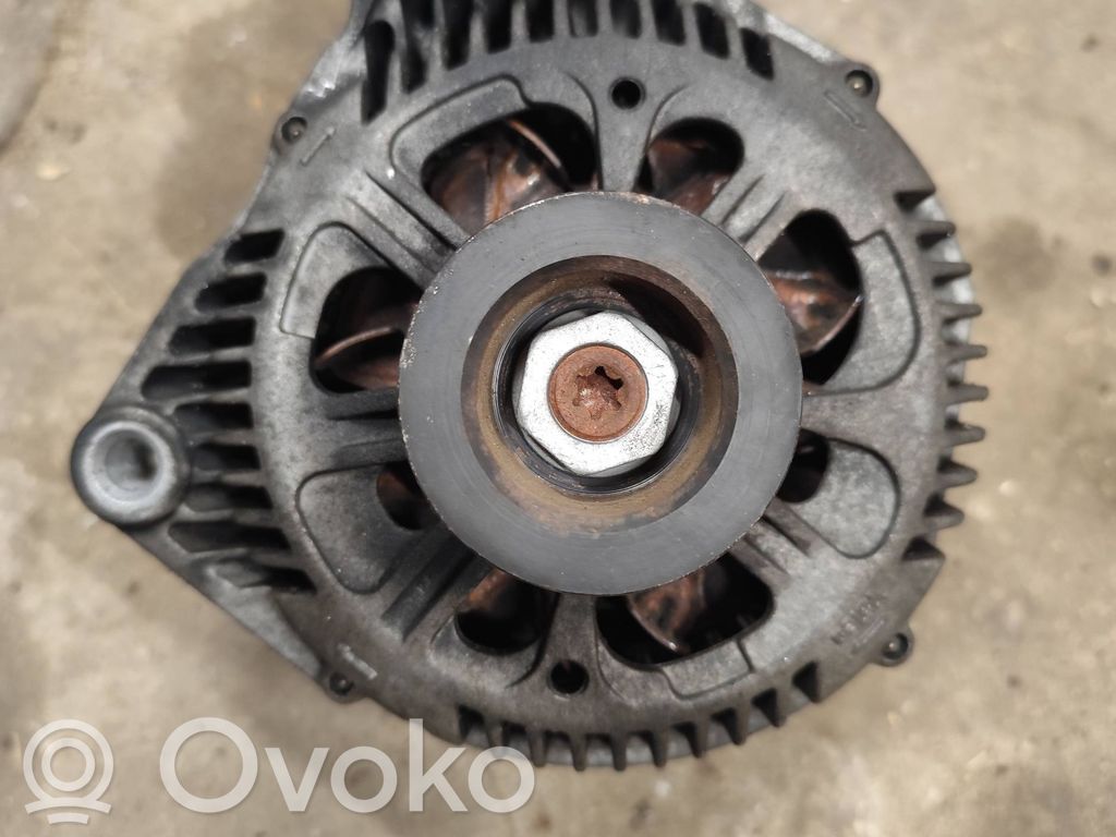 BMW 5 E39 Ģenerators 