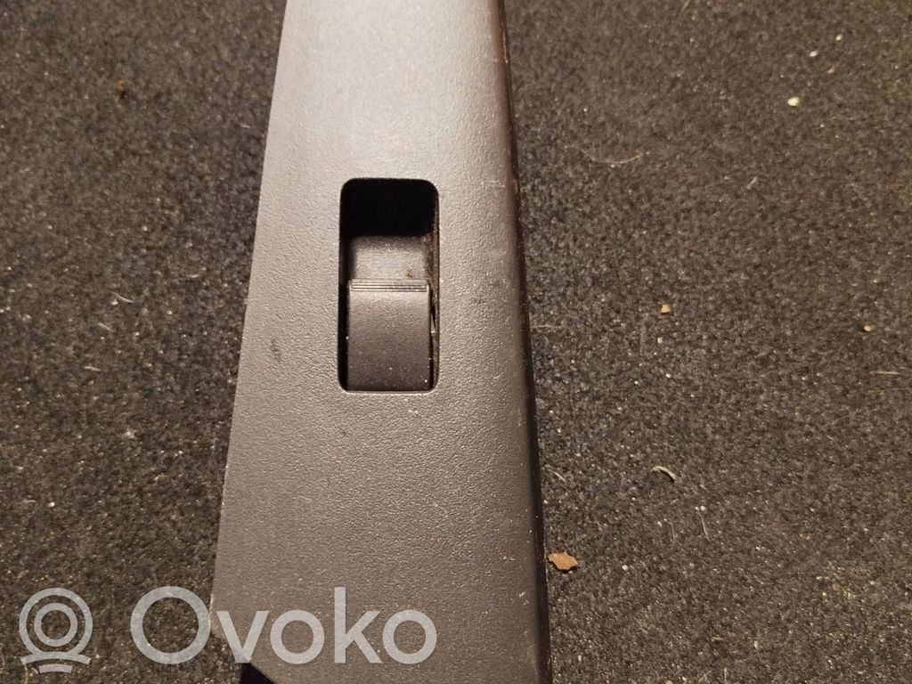 Mazda 3 II Quarter vent window switch 