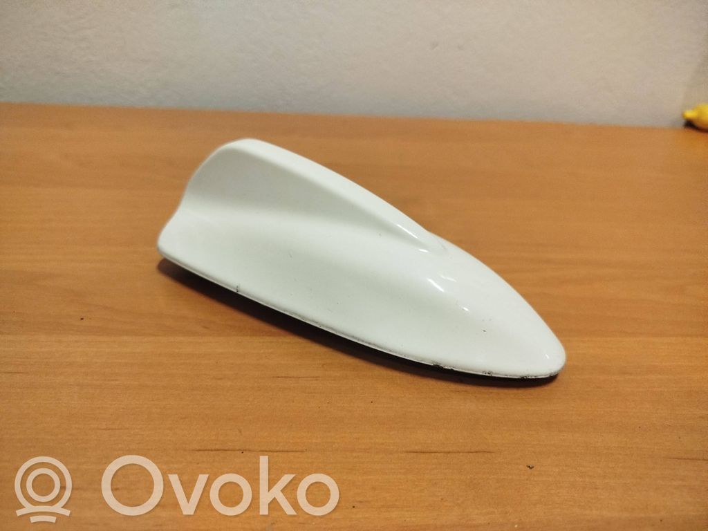Volvo C30 Roof (GPS) antenna cover 
