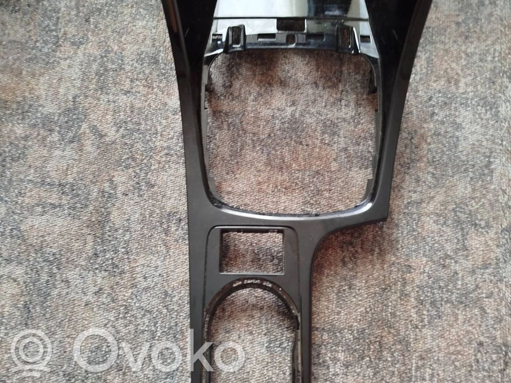 Ford Mondeo MK IV Ramă manetă schimbător viteze 