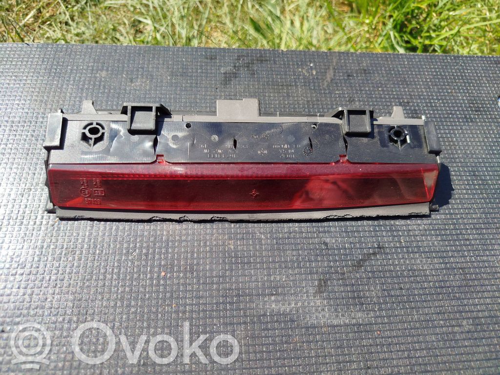 Alfa Romeo 147 Third/center stoplight 