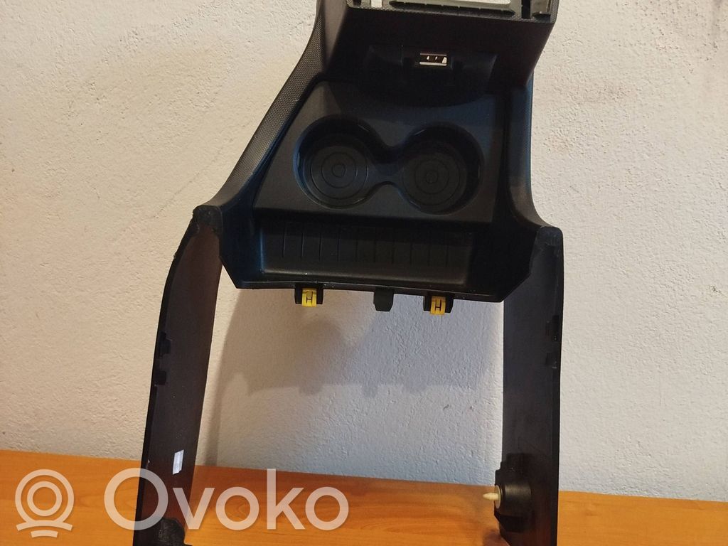 Renault Twingo III Porte-gobelet avant 