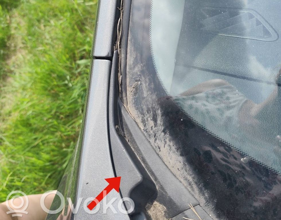 Mazda 3 II Front arch trim 