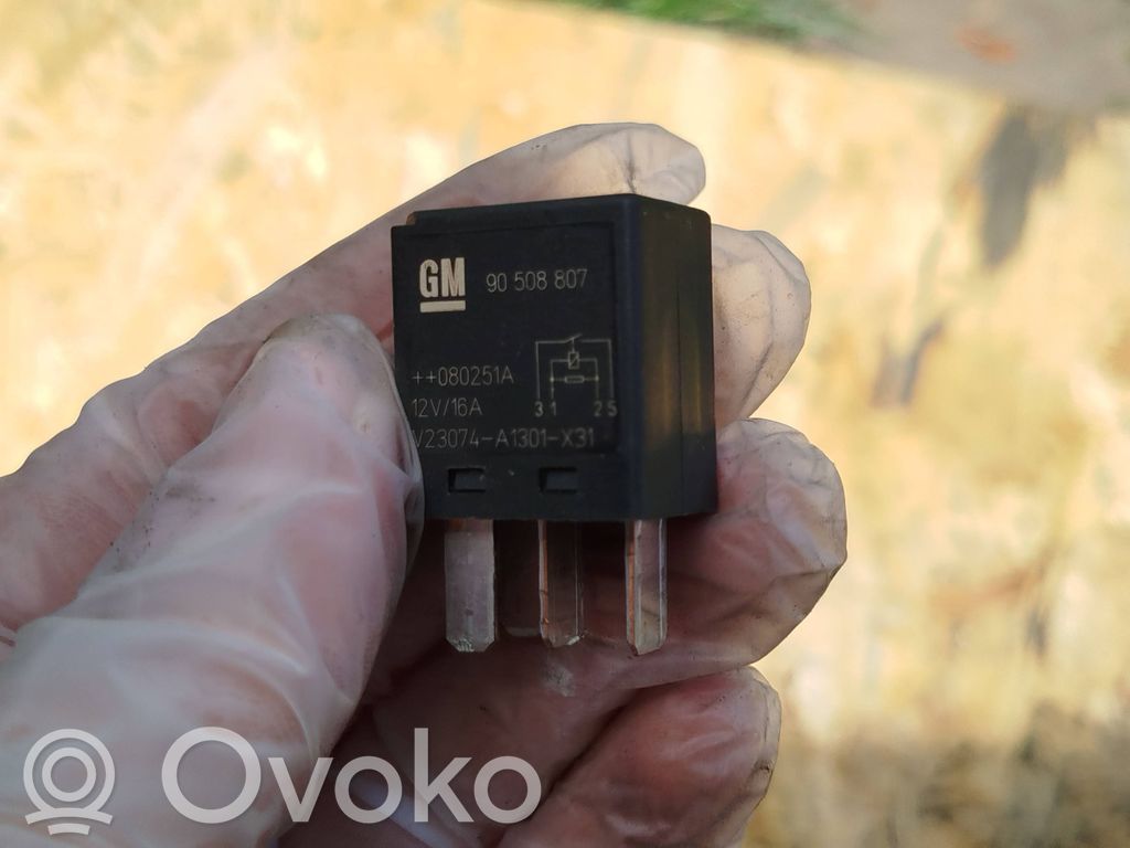 Otros relés   90508807,V23024A1301331