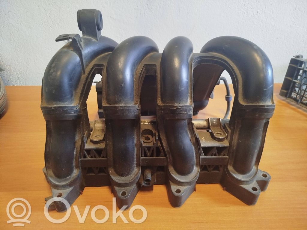 Kolektor ssący   96615003,A1661410301,2900303849,96614001,971113