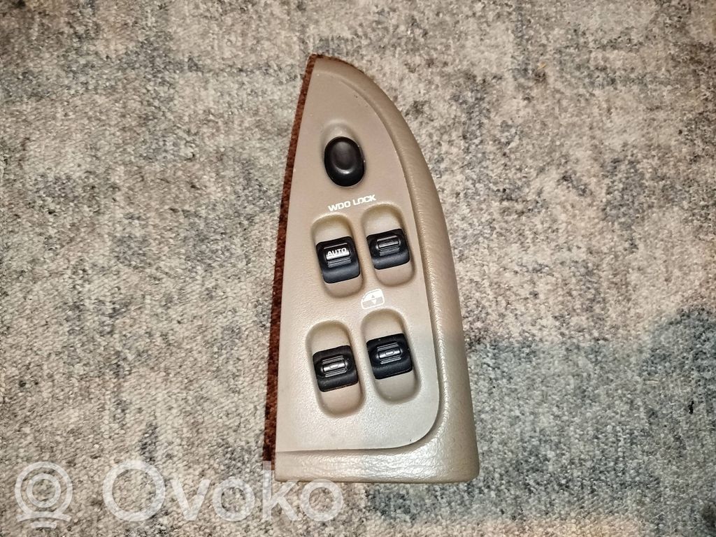 Electric window control switch   04760191AC,39754D