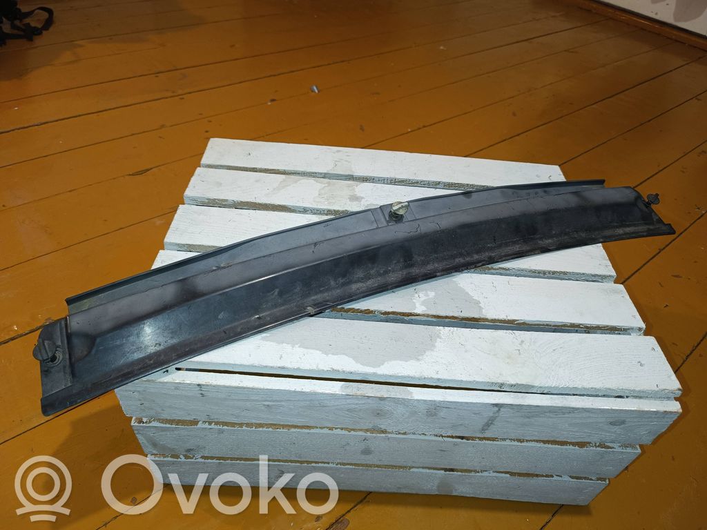 BMW 3 E46 Wiper trim 