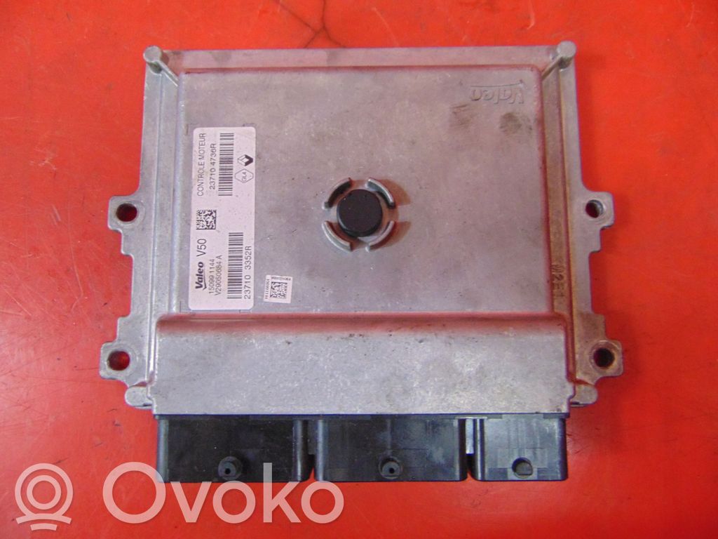 Renault Clio IV Engine control unit/module 