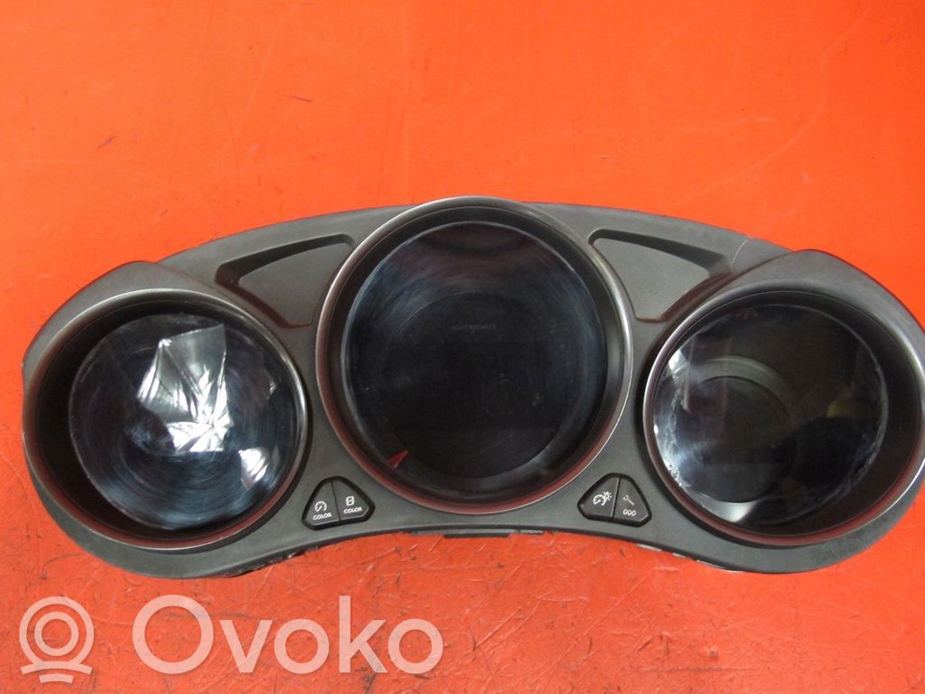 Citroen C4 II Speedometer (instrument cluster) 