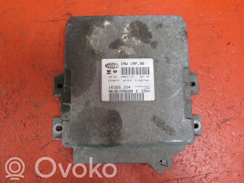 Peugeot 206 Variklio valdymo blokas 