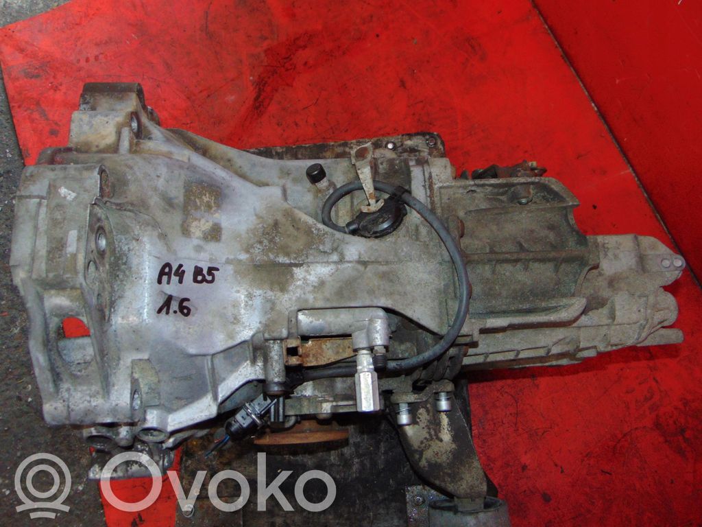 Audi A4 S4 B5 8D Manualna 5-biegowa skrzynia biegów 