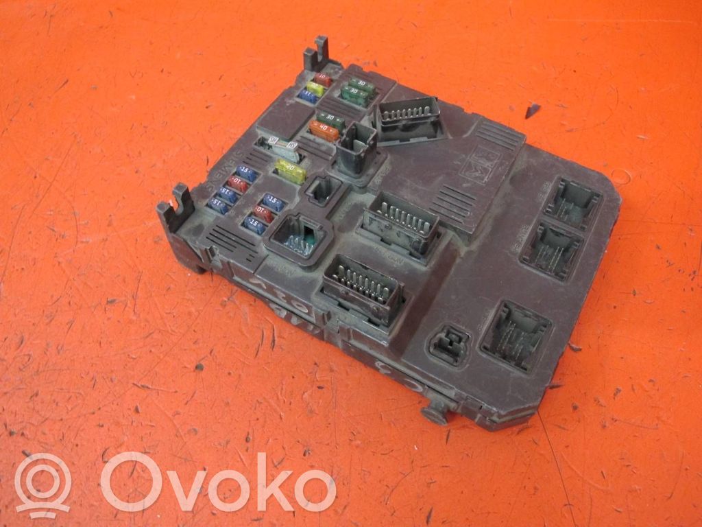 Citroen C3 Saugiklių blokas 