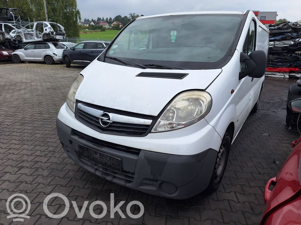 Opel Vivaro Priekšējais korpuss 