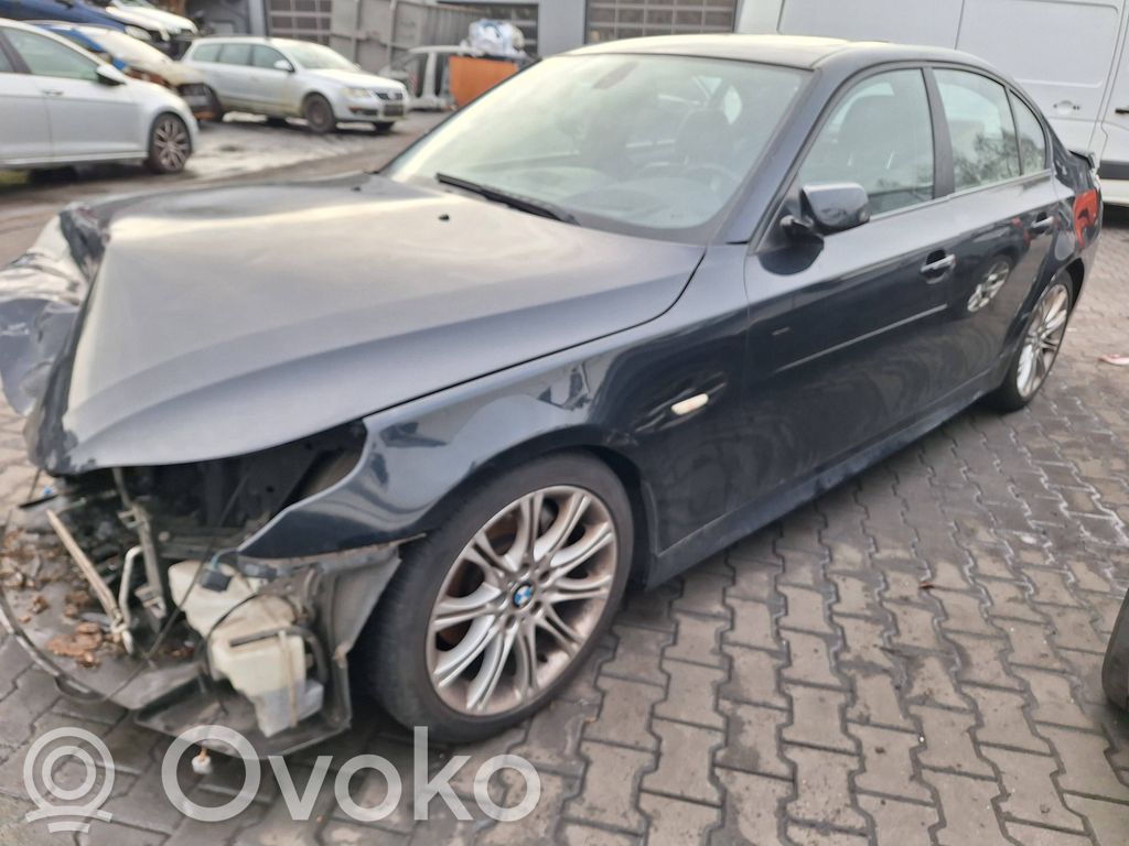 Spārns   BMWE60BLOTNIK,CARBONSCHWARZ,METALLIC416,4169