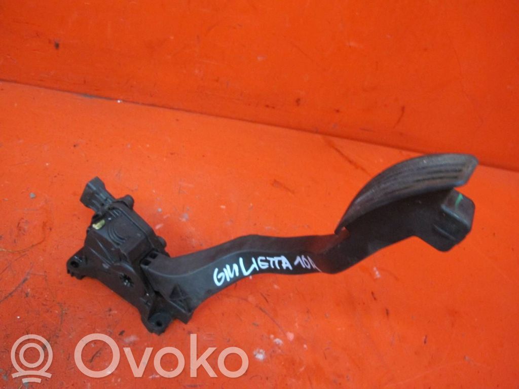 Alfa Romeo Giulietta Accelerator throttle pedal 