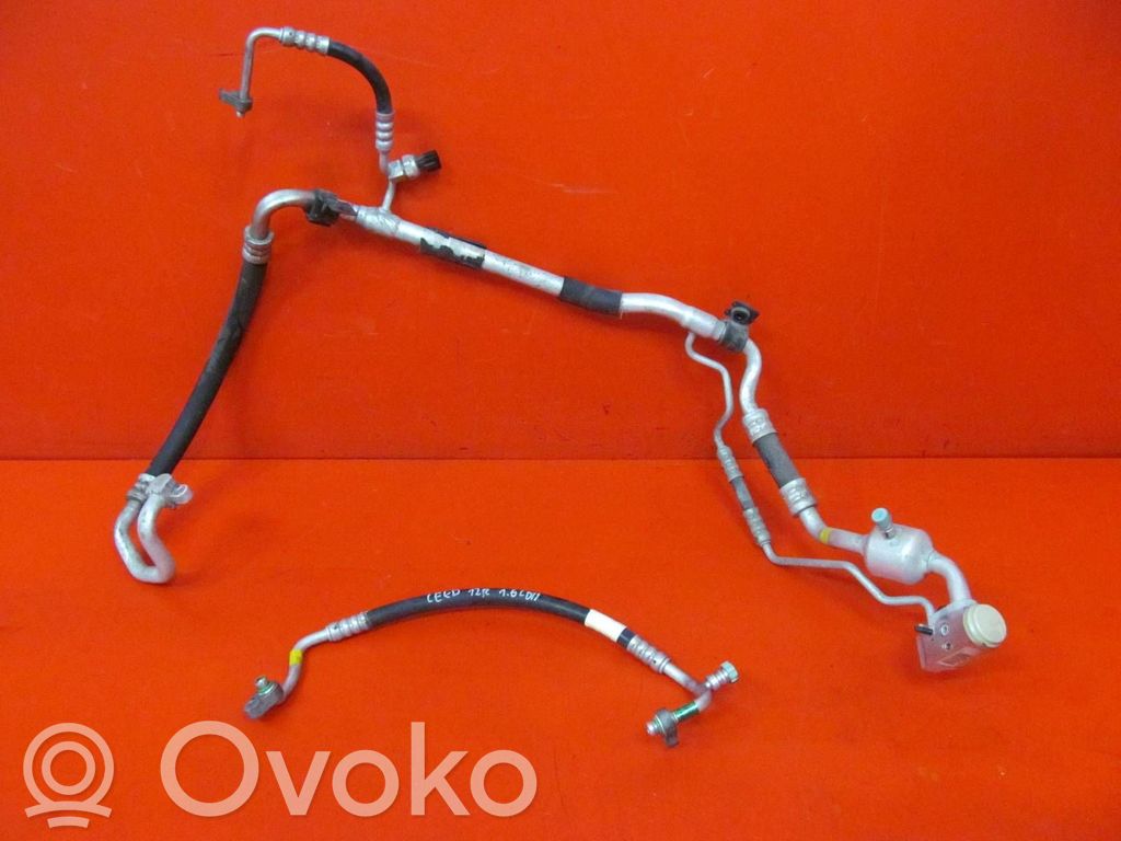 KIA Ceed Ilmastointilaitteen putki (A/C) 
