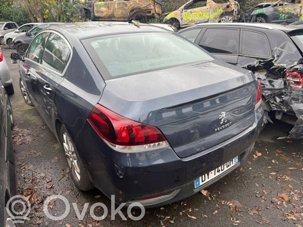 Peugeot 508 Zderzak tylny 