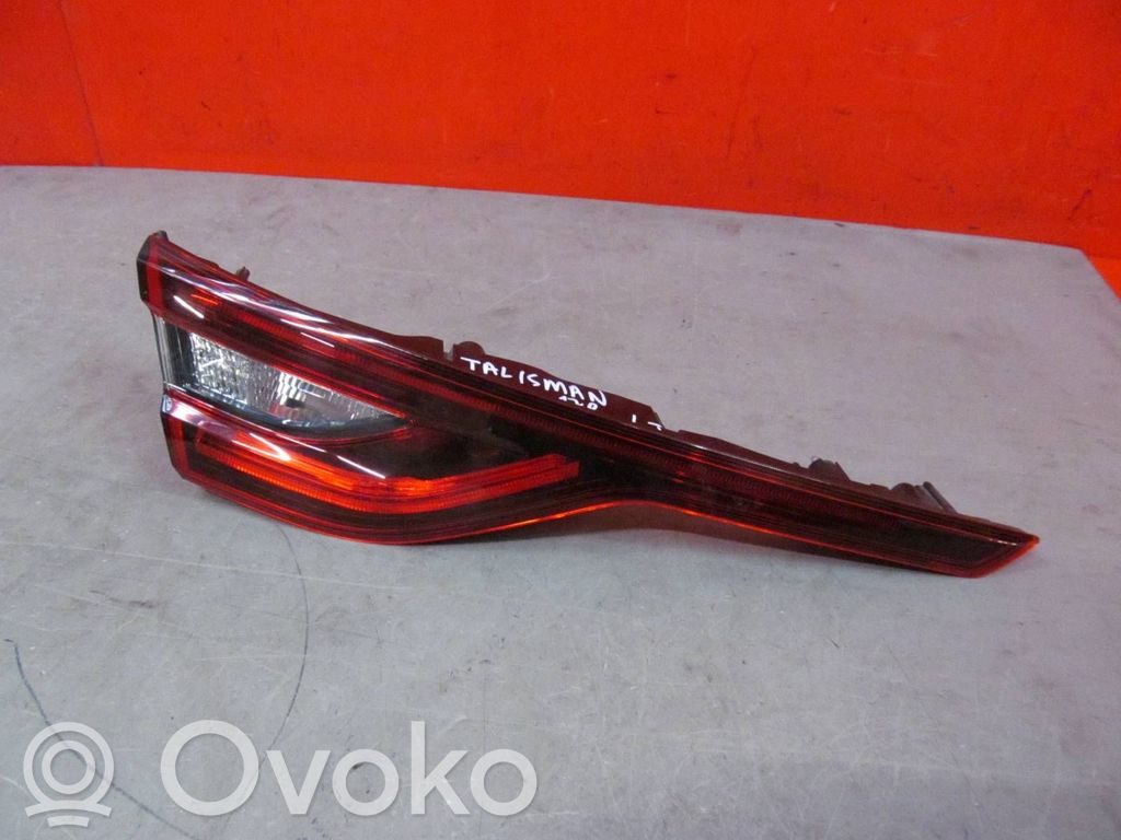 Renault Talisman Tailgate rear/tail lights 