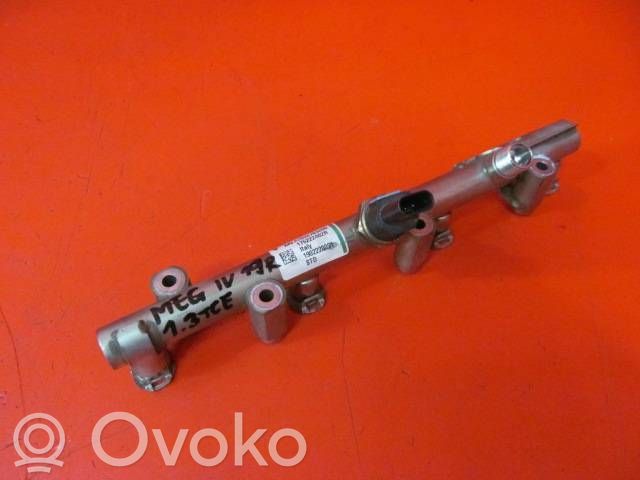 Renault Megane IV Kraftstoffverteiler Einspritzleiste Verteilerrohr 