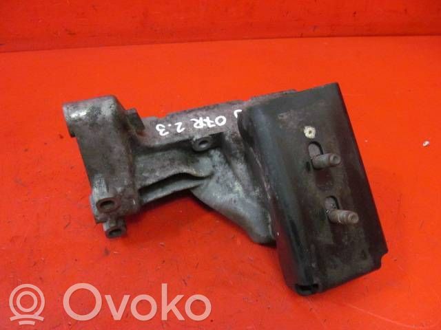 Iveco Daily 35 - 40.10 Engine mounting bracket 