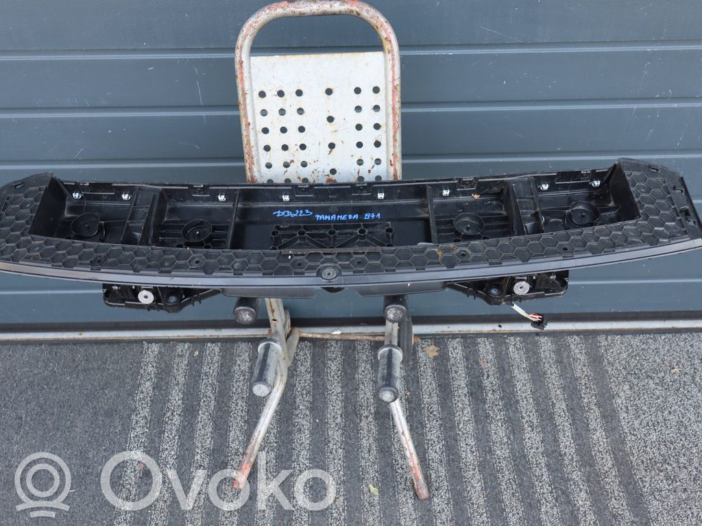 Porsche Panamera (971) Spoiler tylnej szyby klapy bagażnika 