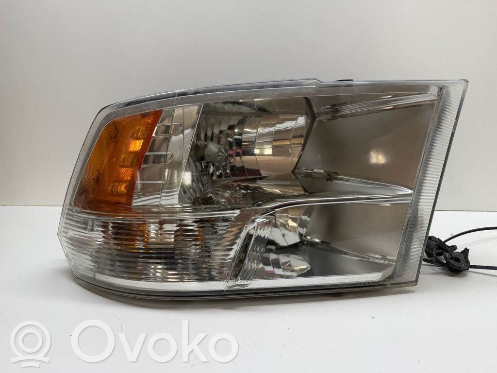 Dodge RAM 1500 DS Scheinwerfer 