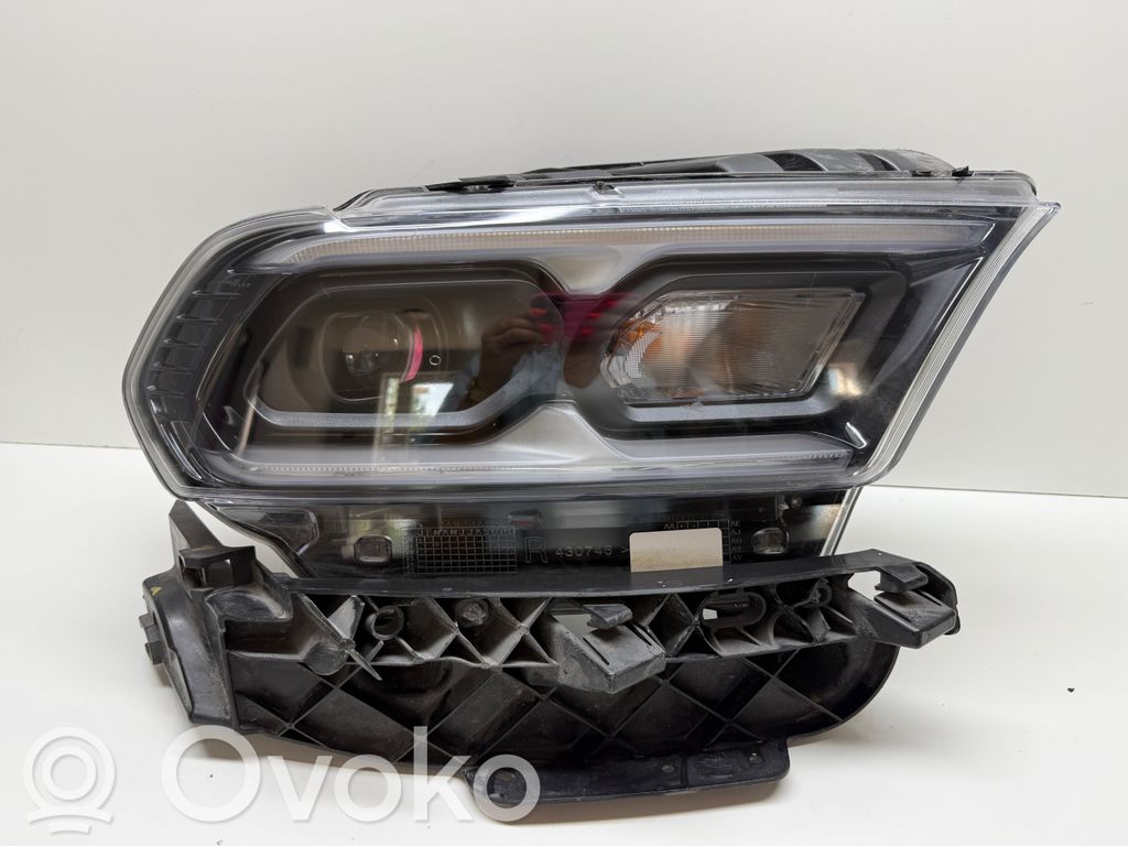 Dodge Durango III Headlight/headlamp 