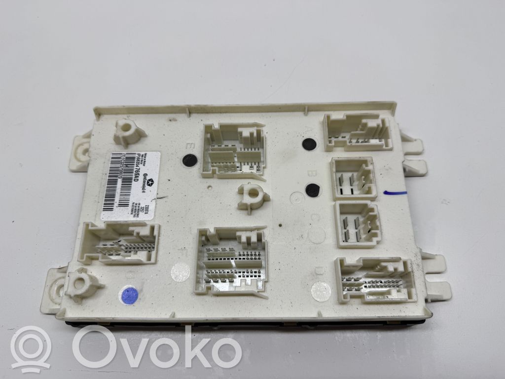 Dodge Durango III Module confort 
