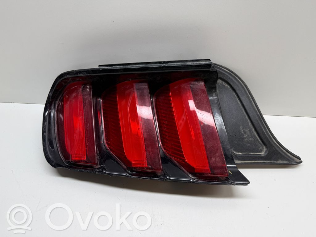 Ford Mustang VI Takavalot 