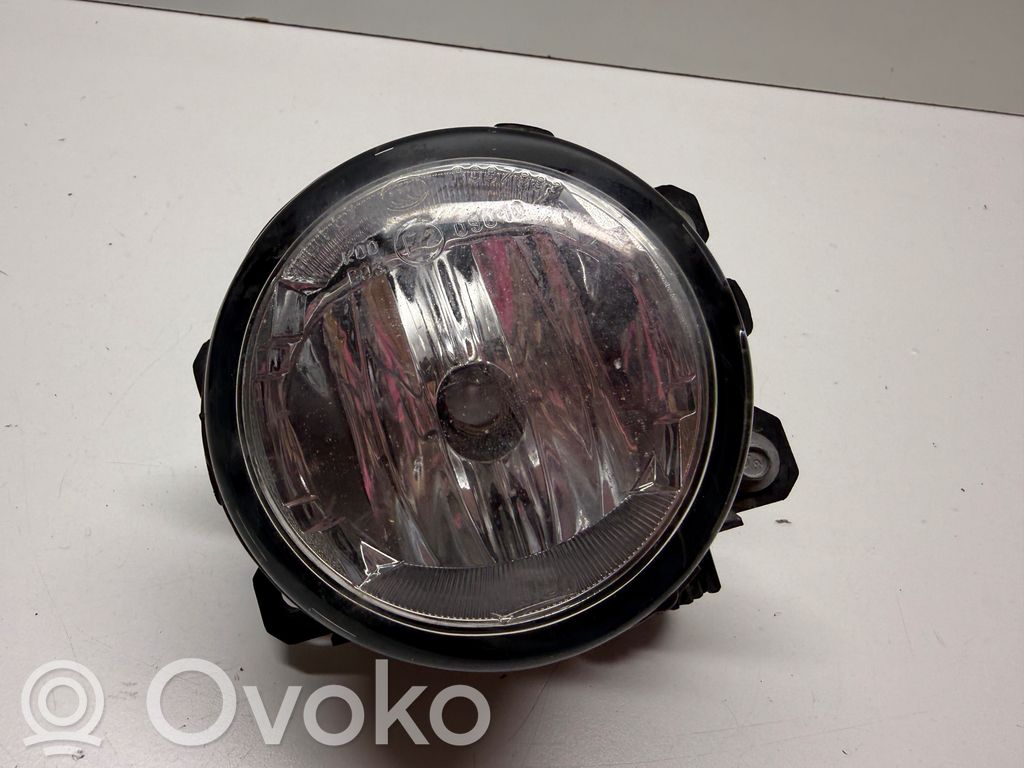 Feu antibrouillard avant   E209010,A087893