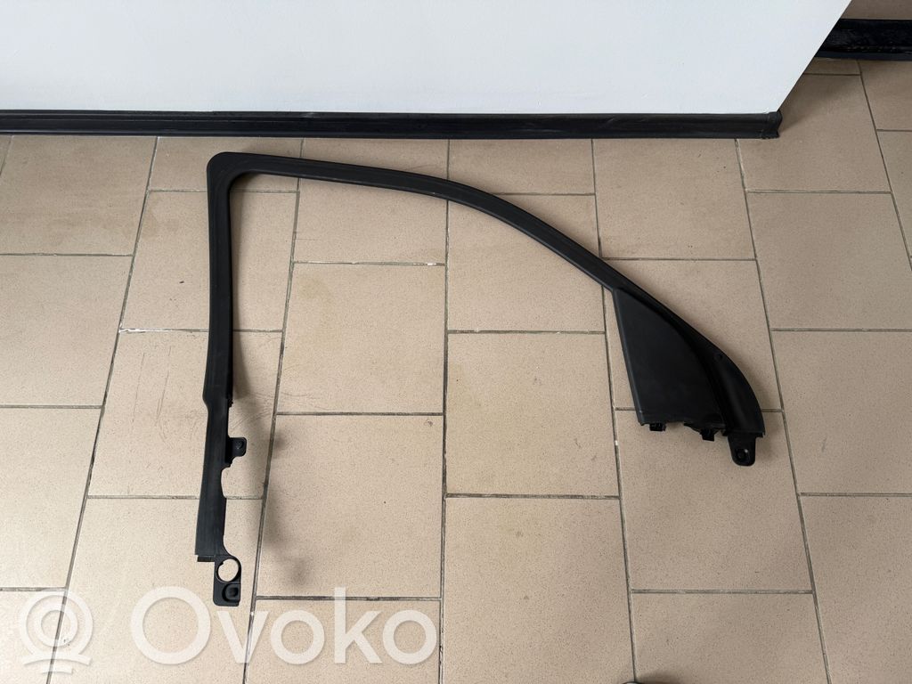 Ram 1500 DT Rivestimento parabrezza 