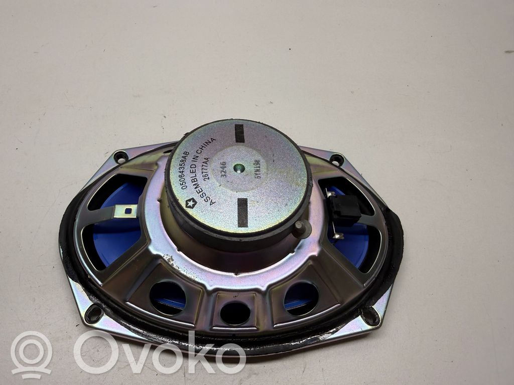 Jeep Grand Cherokee Altavoz de la puerta delantera 