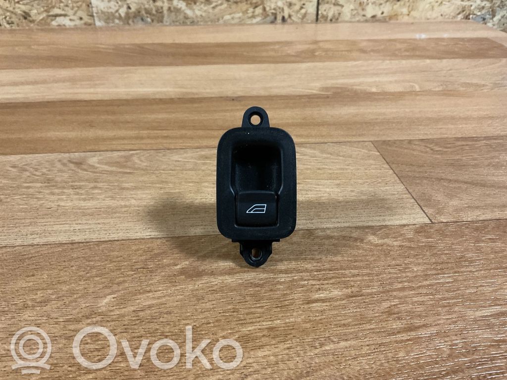 Electric window control switch   65884