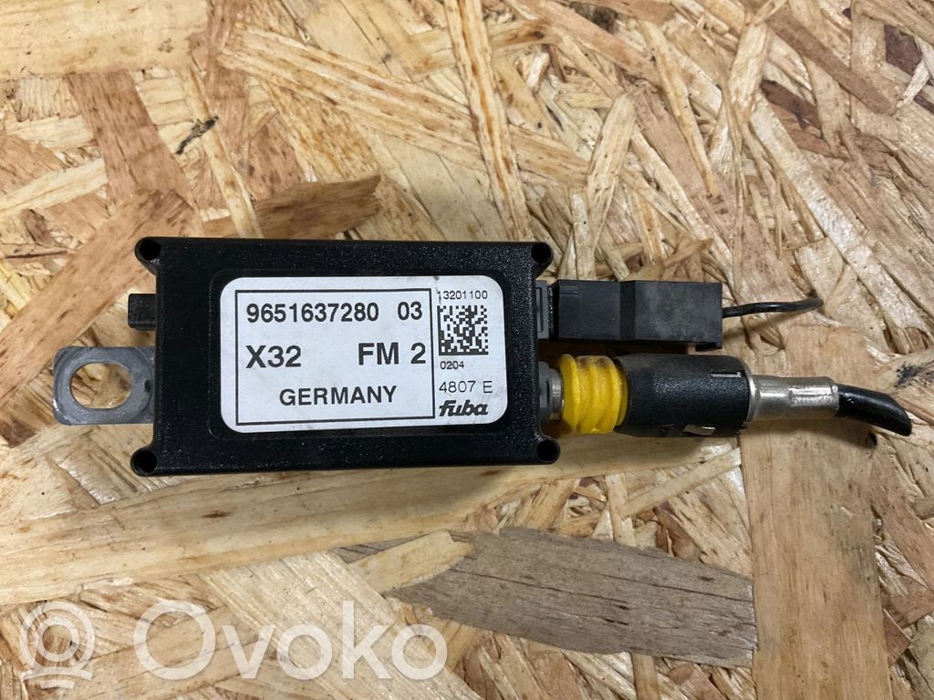 Citroen C5 Pystyantennivahvistin 