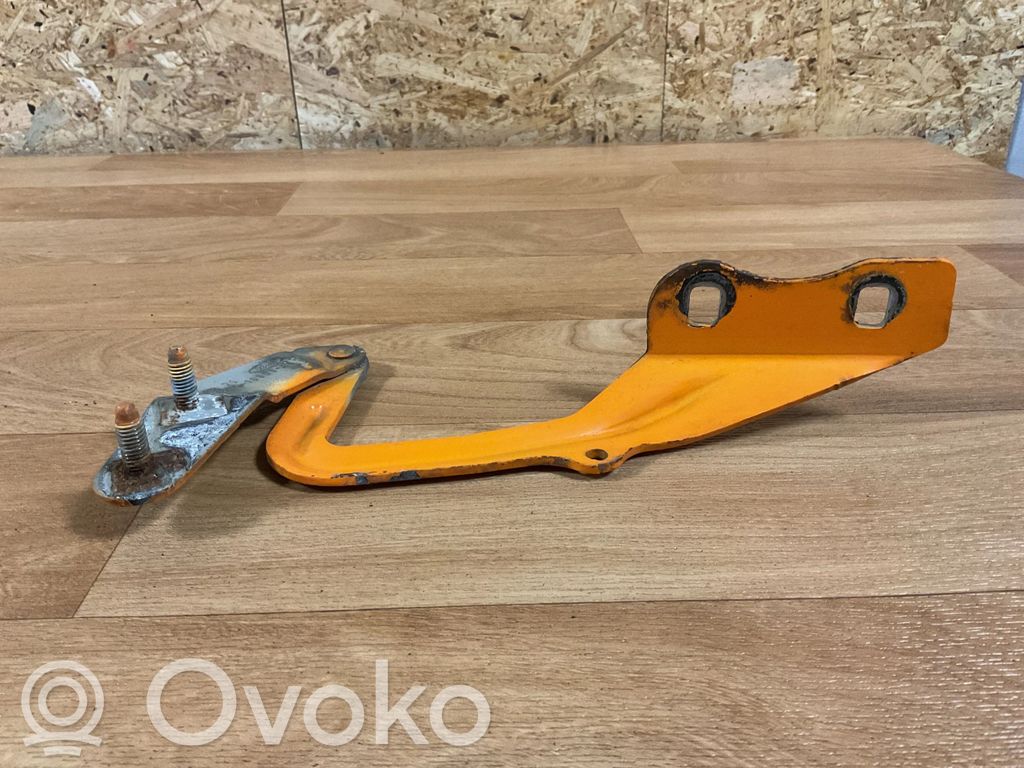 Ford Focus Engine bonnet/hood hinges 