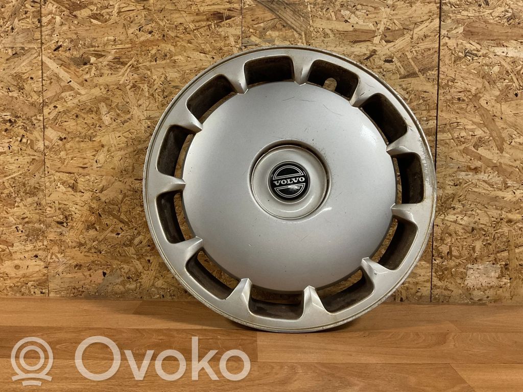 Volvo V70 R16-pölykapseli 